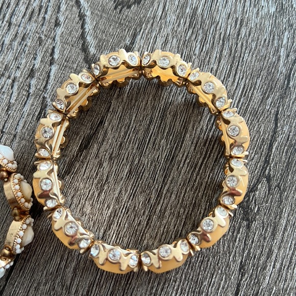 Bracelets - Picture 3 of 4